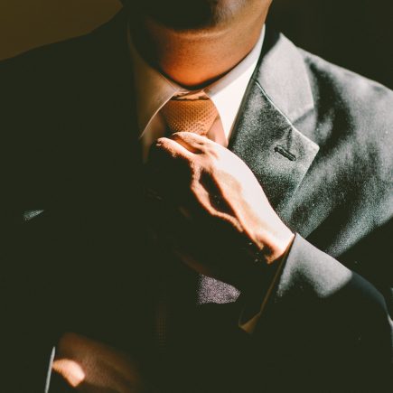 Selling Yourself: 5 Tips For Securing New Customers