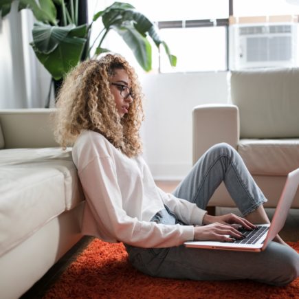 How to Avoid the Most Common Pitfalls of Working From Home and Grow Your Career